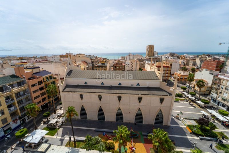 Foto 9f7e6a5c-81e3-4c2d-90cb-7e283b73b672. Apartament a Las Piscinas Naturales Torrevieja