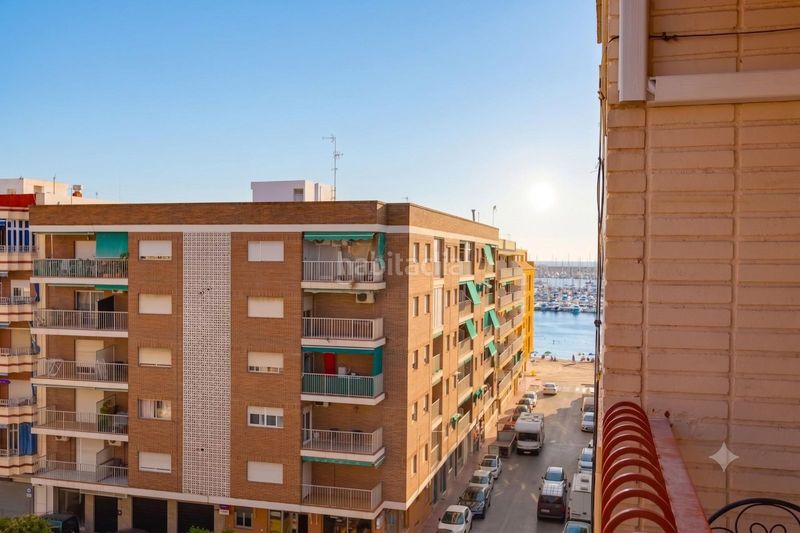 Foto c8baa9f0-29c8-4945-96bb-5f44ec815a6f. Àtic a El Acequión Torrevieja