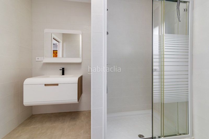 Foto a09c4779-c627-4171-a03a-a9f4c75b71b8. Xalet amb aparcament piscina a Miramar - Torre del Moro Torrevieja