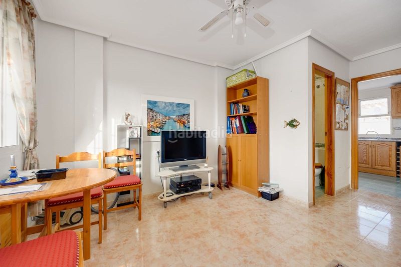 Foto e9fd716f-2d62-40ee-bea4-408cce9d9a5e. Casa adossada amb aparcament piscina a Playa Flamenca Orihuela