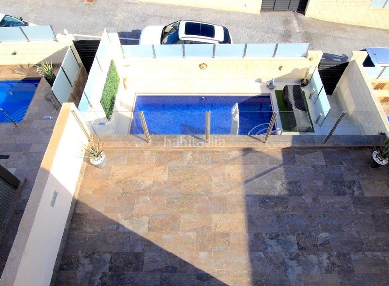 Foto 8e4d26bb-e401-4d8a-b3f9-eb22c590afcb. Xalet amb piscina a Los Almendros Orihuela