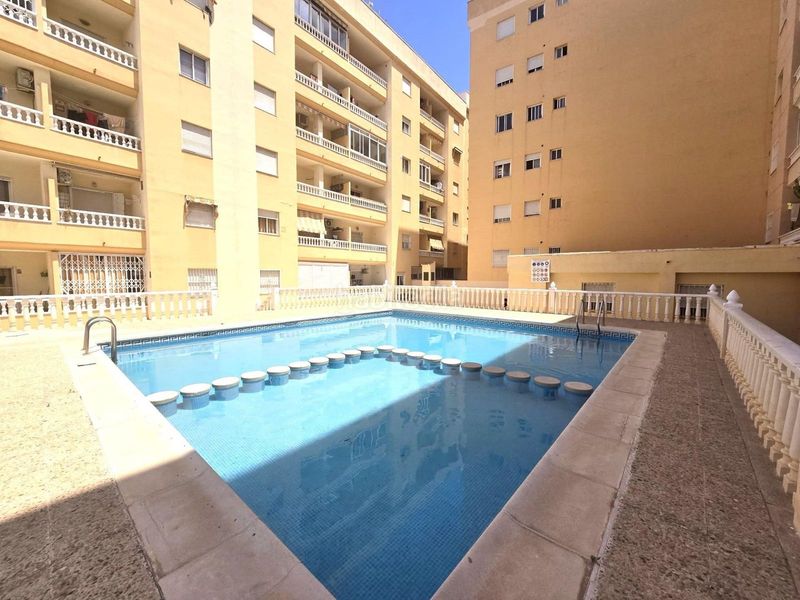 Foto 4dd3d031-b750-4a6f-8ee9-4cc224f103d6. Apartament amb aparcament piscina a El Molino Torrevieja