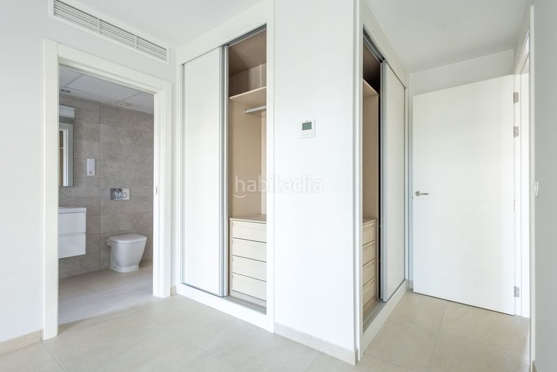 Foto fd3a972b-f449-4e46-83d0-d7ab37e27434. Apartament amb piscina a Playa Flamenca Orihuela