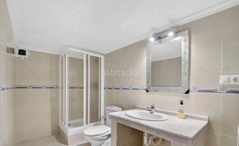 Foto f51c2671-ff41-4653-a958-ae6e1073934d. Casa adossada amb piscina a Aguas Nuevas Torrevieja