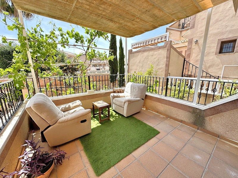 Foto 4252fb6c-23d8-4e7f-b40d-1a3508f575a4. Casa adossada amb aparcament piscina a Los Balcones-Los Altos Torrevieja