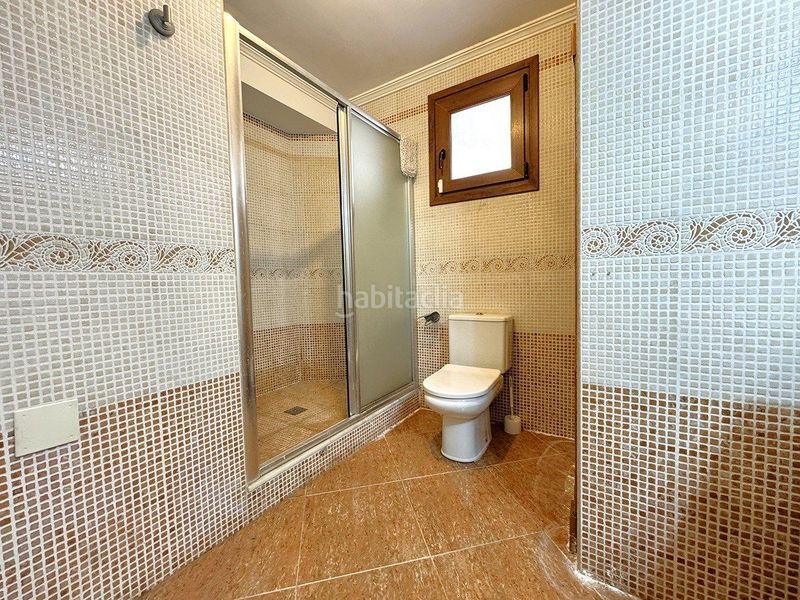 Foto aef71dd1-153c-4e27-afed-bc584dcdec9a. Casa adossada amb aparcament piscina a Los Balcones-Los Altos Torrevieja