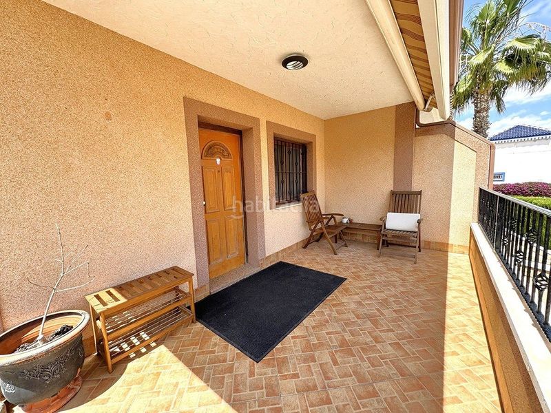 Foto b451d3ee-a020-44b4-82af-a40f4554c51c. Casa adossada amb aparcament piscina a Los Balcones-Los Altos Torrevieja