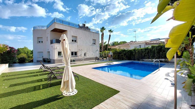 Foto 2a5a76a5-1716-4131-985e-3ceb5c520684. Xalet amb aparcament piscina a Los Balcones-Los Altos Torrevieja