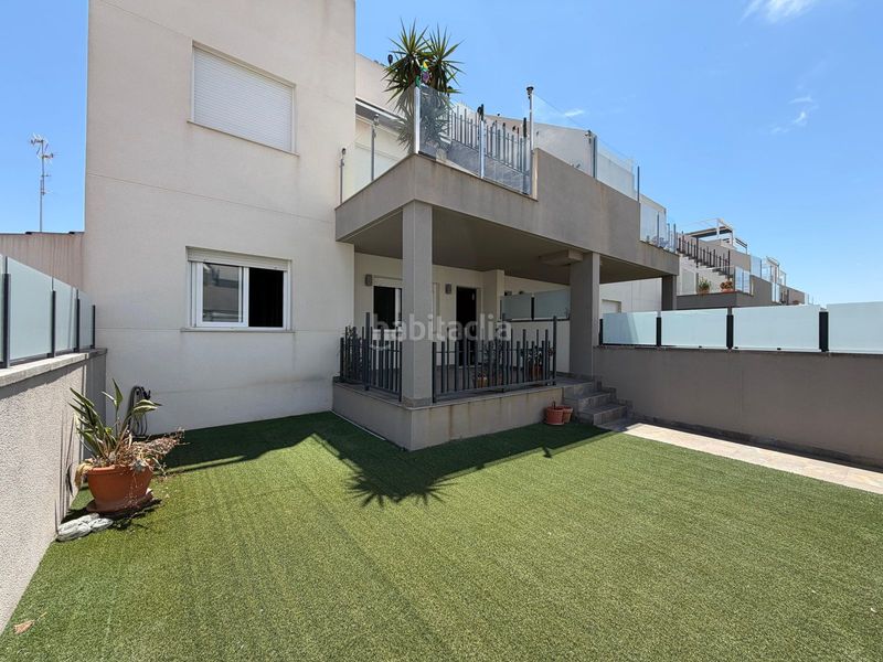 Foto 7cdc8948-84a4-4bba-b6b0-0f4f5bf0c79c. Apartament amb aparcament piscina a Aguas Nuevas Torrevieja