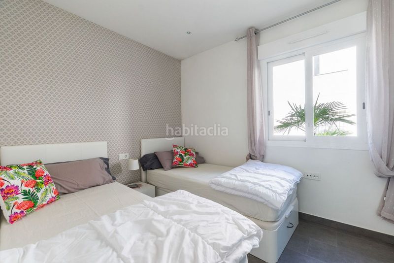 Foto 3ad2977c-224a-4419-86c4-f8062087216c. Apartament amb aparcament piscina a Aguas Nuevas Torrevieja