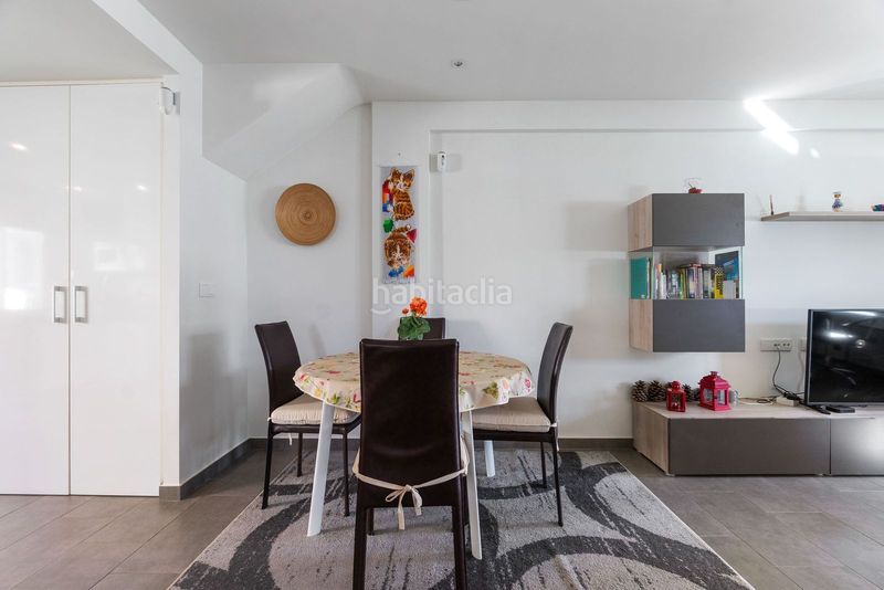 Foto 49573879-c294-4210-a353-3856841d9934. Apartament amb aparcament piscina a Aguas Nuevas Torrevieja