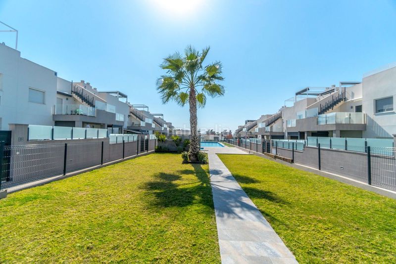 Foto 59a86cea-3a1f-49a0-9bcf-e2a0d2f7d8dd. Apartament amb aparcament piscina a Aguas Nuevas Torrevieja