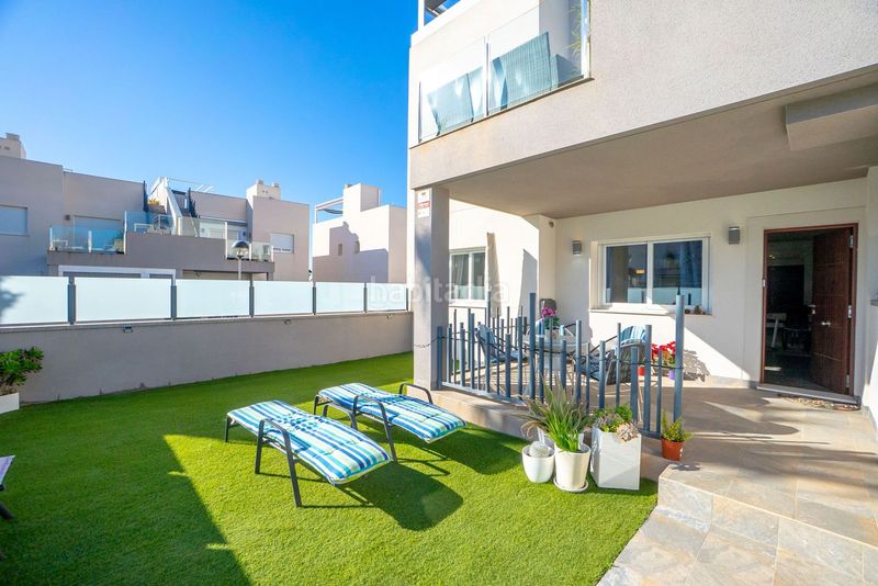 Foto b5360728-7bb7-4116-be21-444d28ca1037. Apartament amb aparcament piscina a Aguas Nuevas Torrevieja