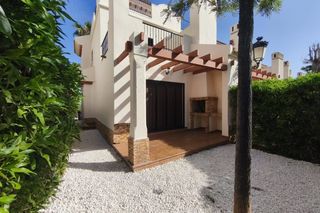 Casa a schiera in Zona Carrefour - Urbanizaciones. Casa adosada en un paraíso del golf!