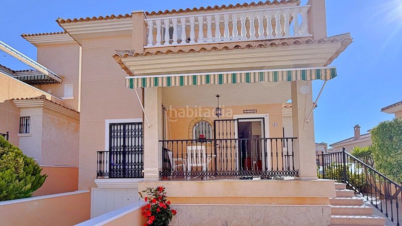 Foto baadcceb-e928-4a62-8ddf-1bcf6d6fd6d0. Xalet amb piscina a Los Balcones y los Altos Orihuela