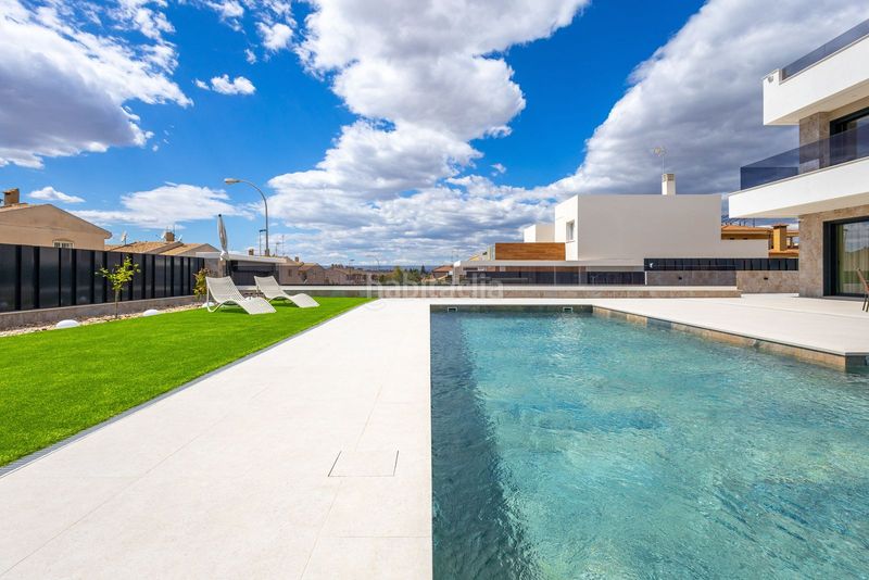 Foto fa23c8b2-5d02-4ae3-900f-846f347b3652. Xalet amb piscina a Aguas Nuevas Torrevieja
