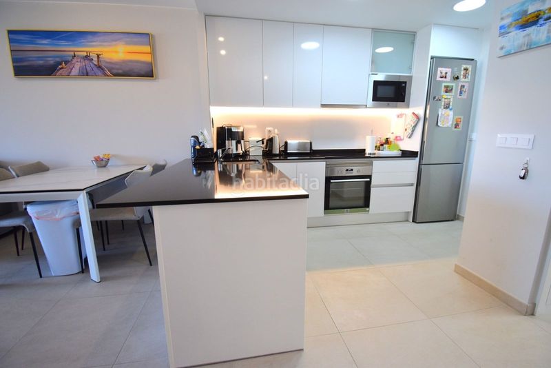 Foto 25b8fcd2-b92b-4cc1-88cc-a2141aaa5c15. Apartament amb aparcament piscina a Playa Flamenca Orihuela