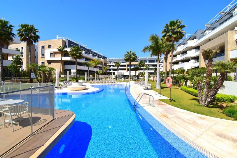 Foto df5cbecf-1486-4d29-9405-4f62597c9d75. Apartament amb aparcament piscina a Playa Flamenca Orihuela
