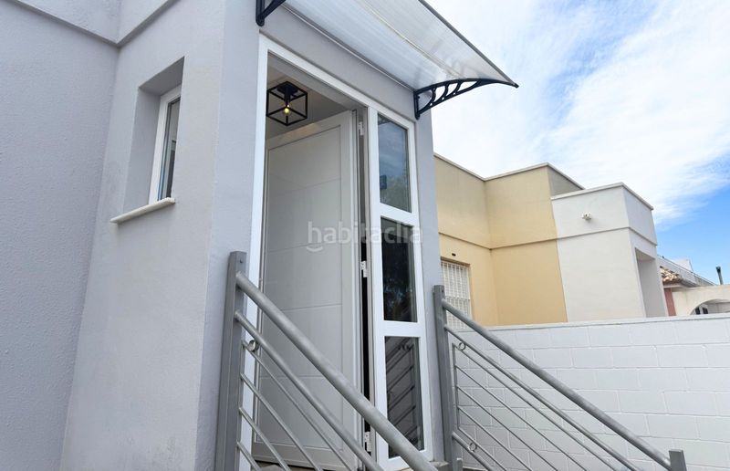 Foto d434e329-fbdf-43d0-9c3b-f29b6e15a2a4. Casa adossada amb aparcament a Jerónimo y Avileses Murcia