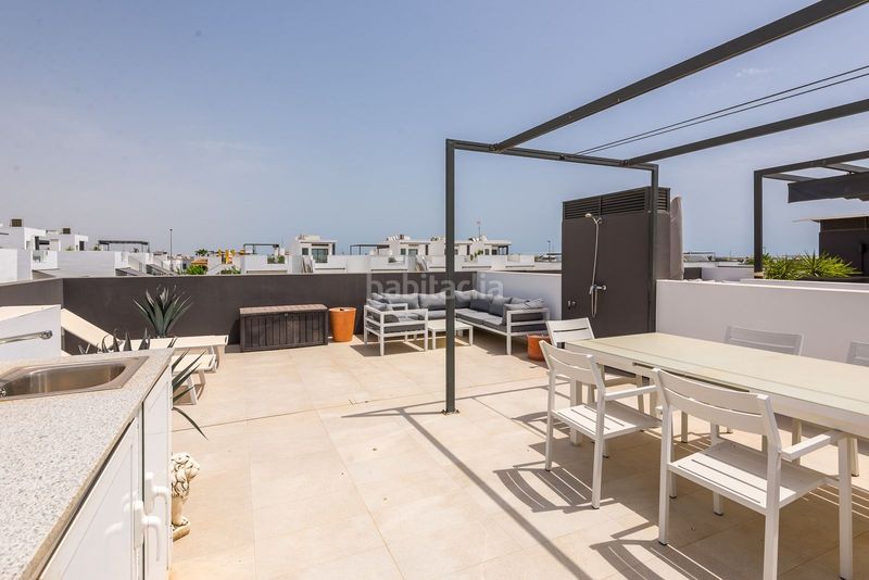 Foto b01dd73c-a827-4399-9ebe-cc2df8d9e9ca. Apartament amb aparcament piscina a Torre de la Horadada Pilar de la Horadada