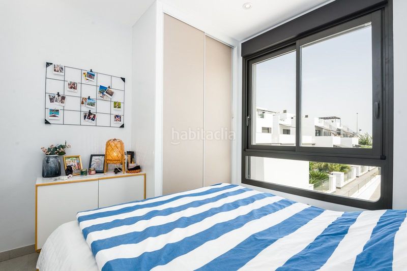 Foto f42241c7-b821-40f8-8f3f-9dddc0cf4036. Apartament amb aparcament piscina a Torre de la Horadada Pilar de la Horadada