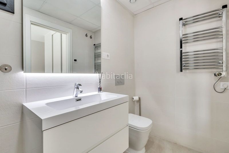 Foto 353cb5b6-c84b-44f5-98a3-7b8f213fd260. Apartament amb aparcament piscina a Playa Flamenca Orihuela