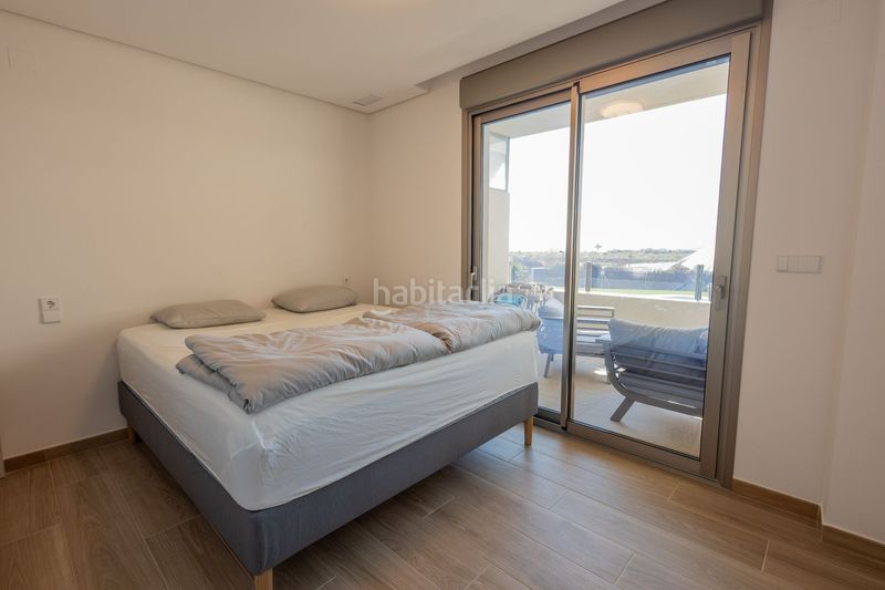 Foto 43220953-3857-4911-b5d1-9217cff0bc58. Apartament amb piscina a Playa Tamarit-Playa Lissa Santa Pola