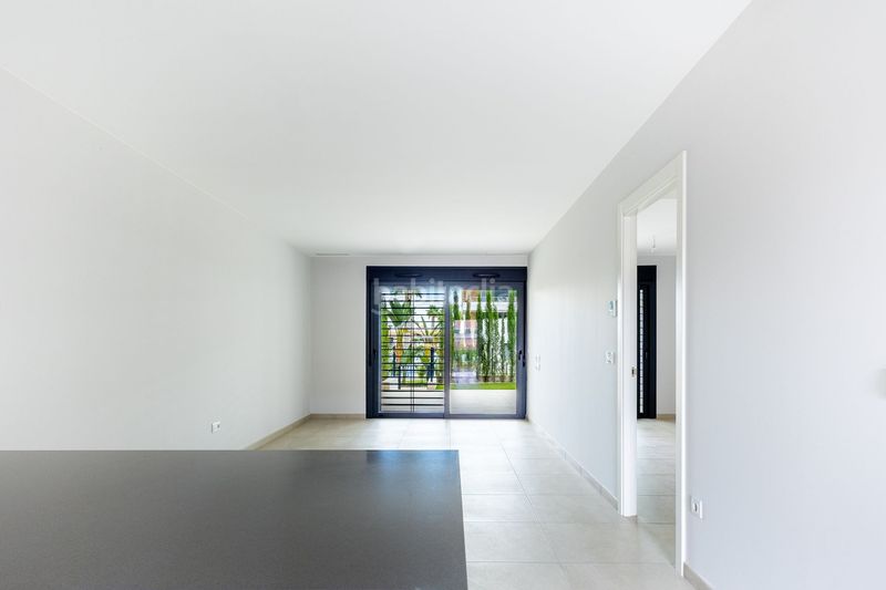Foto 4136c9f2-7917-4451-bf0d-cbd7869f6fb1. Apartament amb piscina a Playa Flamenca Orihuela