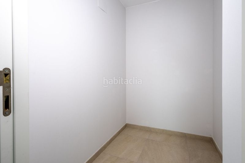 Foto 45ef9ba8-6e38-4ff3-8ddb-ef93eb444e29. Apartament amb piscina a Playa Flamenca Orihuela