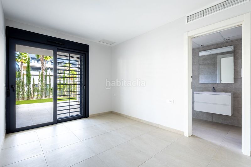 Foto 98bac427-042d-4b52-933b-624e20edd0a1. Apartament amb piscina a Playa Flamenca Orihuela