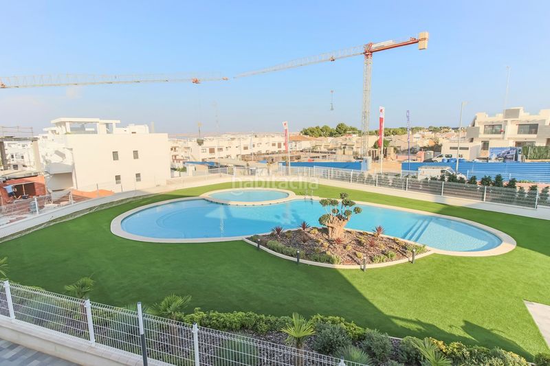 Foto a794a385-da95-411d-9414-64830359424f. Àtic amb aparcament piscina a Los Balcones-Los Altos Torrevieja