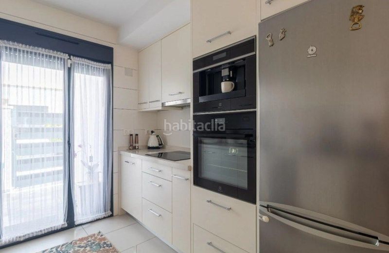 Foto 8d317a63-acd3-4815-bf26-8ac760adbd46. Casa adossada amb aparcament piscina a Lomas de Campoamor - Las Ramblas Orihuela