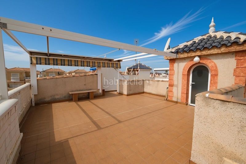 Foto b1e8eec5-4370-45a9-ac78-b436deda323f. Apartament amb piscina a Playa Flamenca Orihuela
