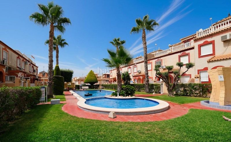 Foto f83034e7-1feb-4298-9978-7943b9311944. Apartament amb piscina a Playa Flamenca Orihuela