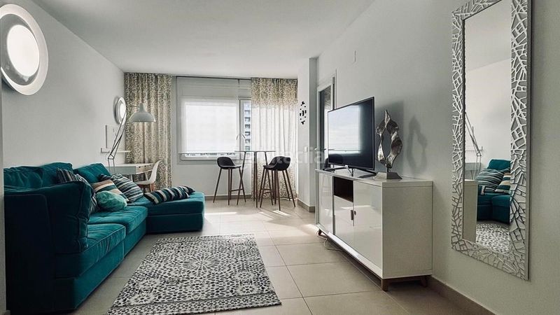 Foto b3fe3289-8186-4f37-b781-f4fc2dd32761. Apartament amb aparcament piscina a Punta Prima Torrevieja