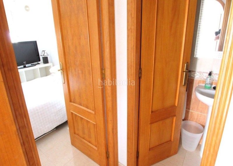 Foto 52323366-1384-4ce5-be45-6b71a13c8168. Casa adossada amb piscina a Lomas de Cabo Roig - Los Dolses Orihuela