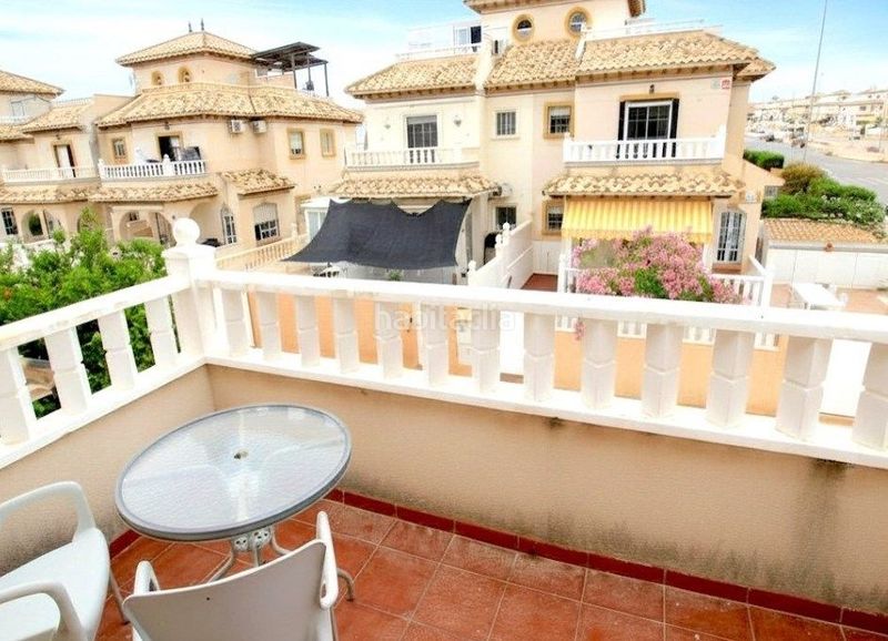 Foto 55d76a32-71ab-42d4-aff7-58e6a824f5ce. Casa adossada amb piscina a Lomas de Cabo Roig - Los Dolses Orihuela