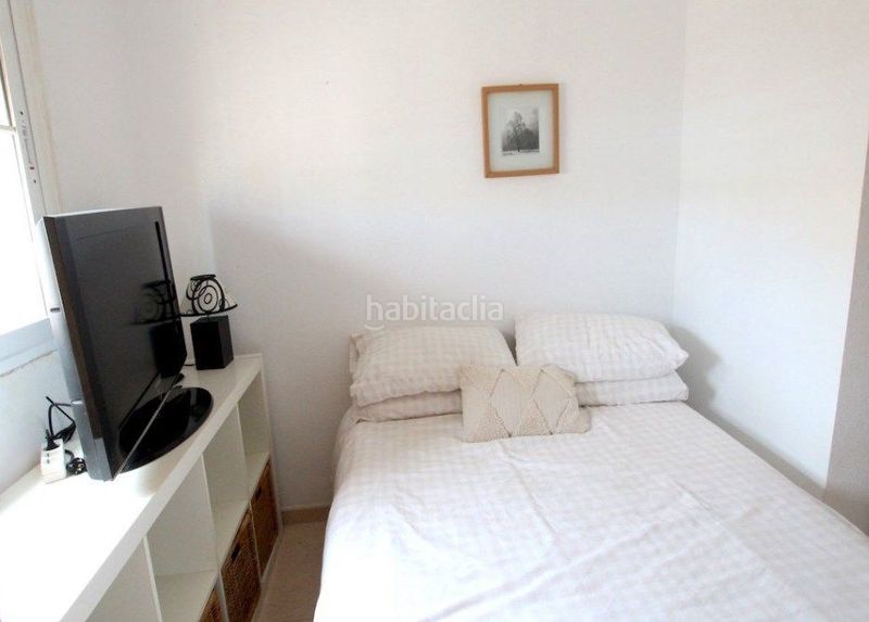 Foto bbae3f8a-5222-4bab-a235-f5f043b4c2e8. Casa adossada amb piscina a Lomas de Cabo Roig - Los Dolses Orihuela