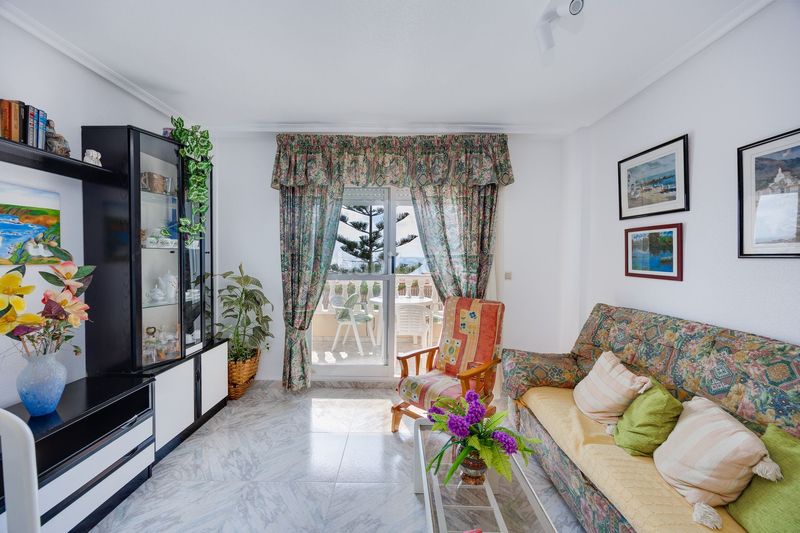 Foto 2f143a12-798e-4d62-98e0-3abce812bfb3. Apartament amb piscina a Miramar - Torre del Moro Torrevieja