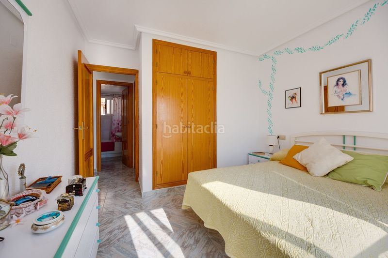 Foto 4d900ae3-0c30-4880-8b8e-dd42b84f37e2. Apartament amb piscina a Miramar - Torre del Moro Torrevieja