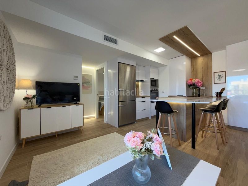 Foto 037ed9b2-69a2-43b6-9921-3bfbd5e18b6c. Apartament amb aparcament piscina a Punta Prima Torrevieja