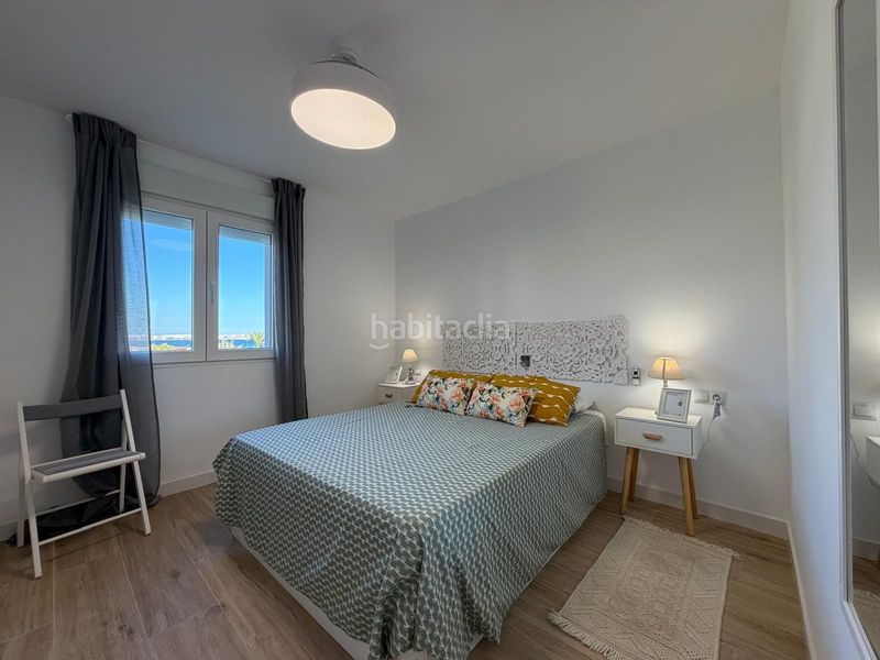 Foto 455a876e-52ec-4777-9981-0c059bc978a9. Apartament amb aparcament piscina a Punta Prima Torrevieja