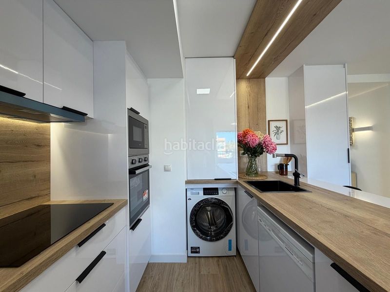 Foto bacfaa10-7a2a-43d3-8d10-f00e59a748e8. Apartament amb aparcament piscina a Punta Prima Torrevieja