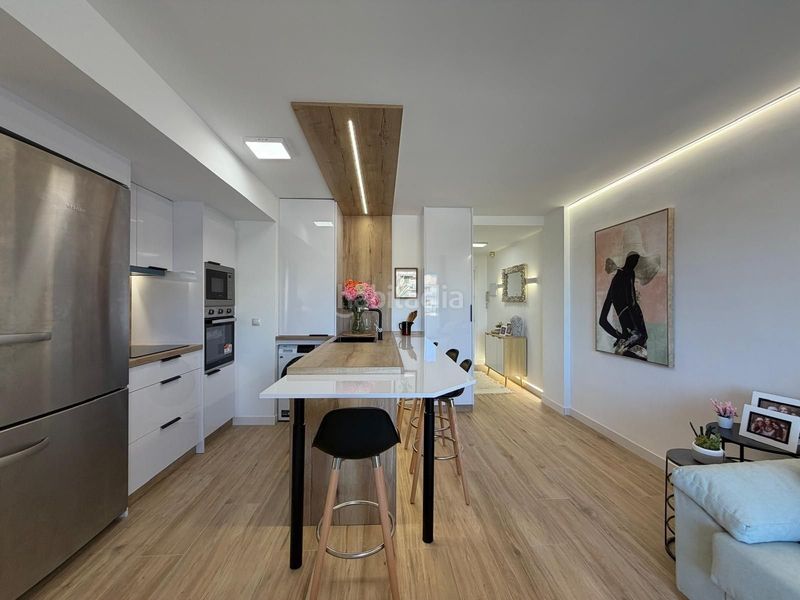 Foto e206e8d6-db67-44bd-a119-5e218f6f5071. Apartament amb aparcament piscina a Punta Prima Torrevieja