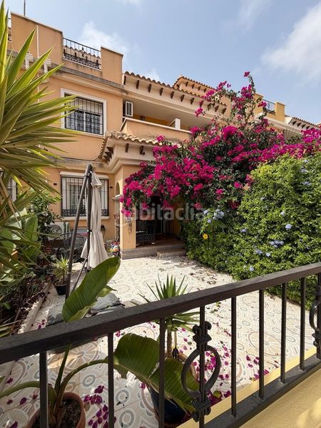 Foto 6f9f64e1-ac67-45a3-a8ce-70a83a29cbba. Apartament amb aparcament piscina a Aguas Nuevas Torrevieja