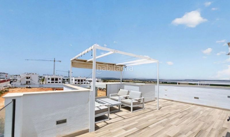Foto 1e6e0be9-9098-414f-afe1-1203d9e1b28b. Chalet con parcheggio piscina in Los Balcones-Los Altos Torrevieja