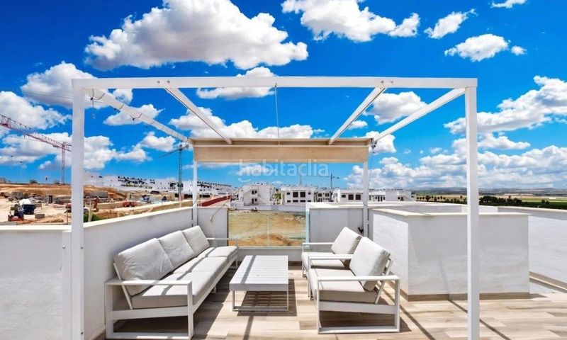 Foto 8db4cfed-f5df-45f7-a2ee-87cbfb4caae6. Chalet con parcheggio piscina in Los Balcones-Los Altos Torrevieja