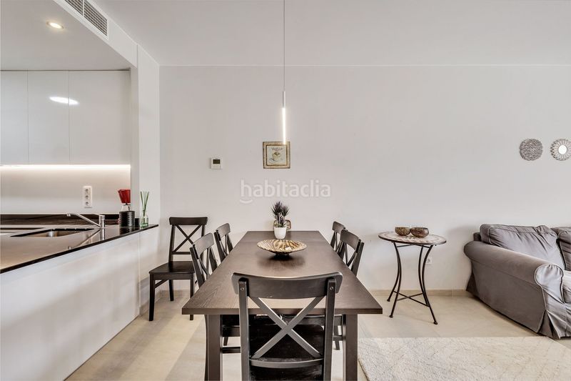 Foto 2b818a43-f497-47bc-b2a3-4db2158a9a5d. Apartament amb aparcament piscina a Playa Flamenca Orihuela