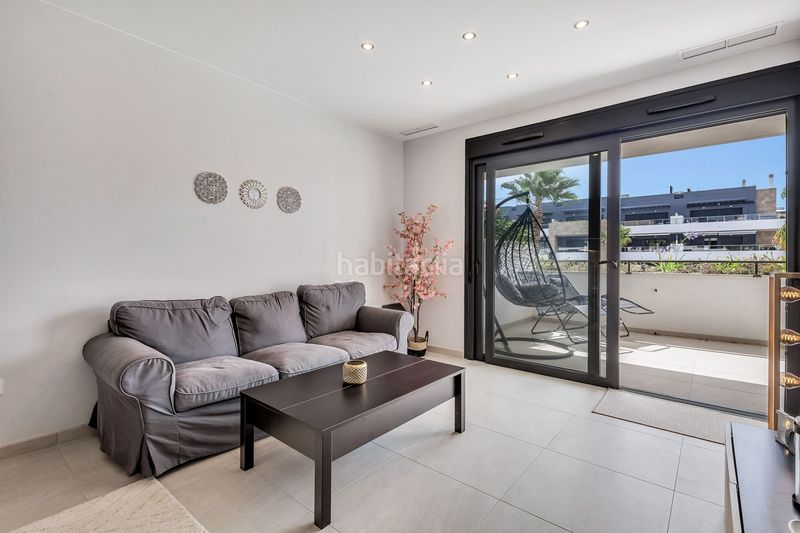 Foto 37e48615-8188-47a5-9170-6ca89e490447. Apartament amb aparcament piscina a Playa Flamenca Orihuela