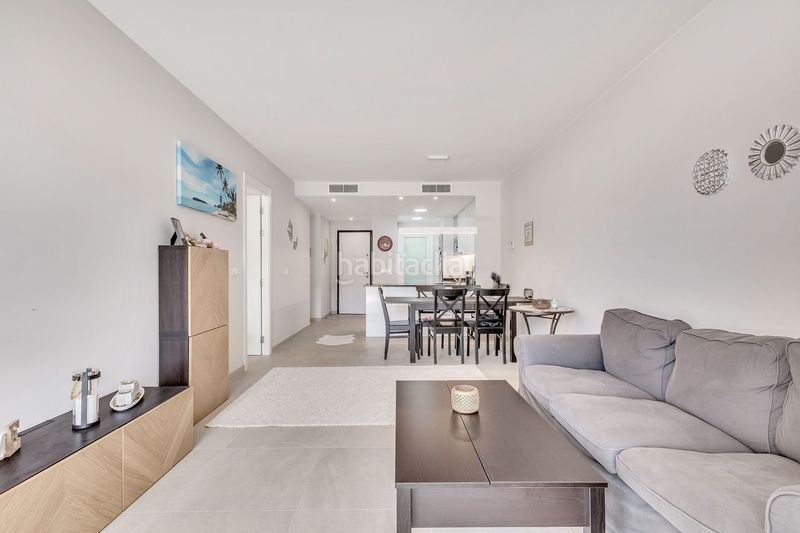 Foto 494f51dc-1b22-4452-b00e-aae8d3ac2e19. Apartament amb aparcament piscina a Playa Flamenca Orihuela